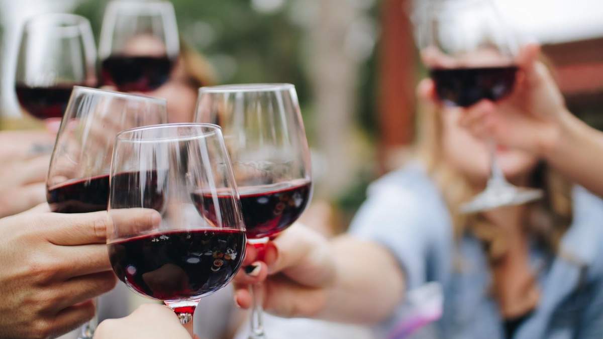 Полезное для здоровья: 7 фактов о красном вине