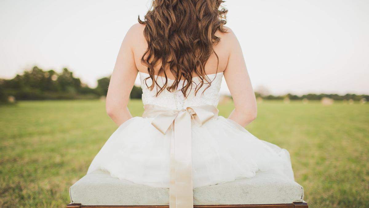 Невеста не пригласила двоюродную сестру на свадьбу: все из-за лишнего веса