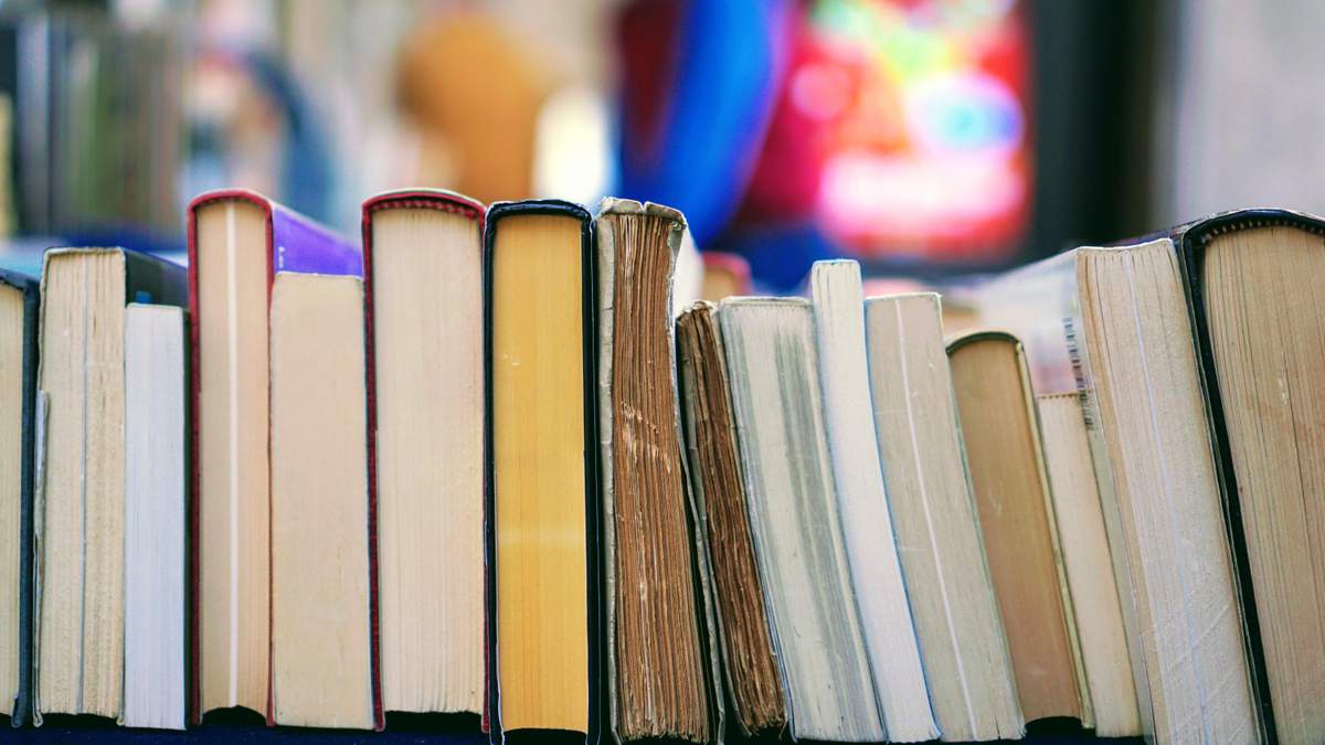 Радість книголюба: 7 оригінальних подарунків для тих, хто любить читати - Life