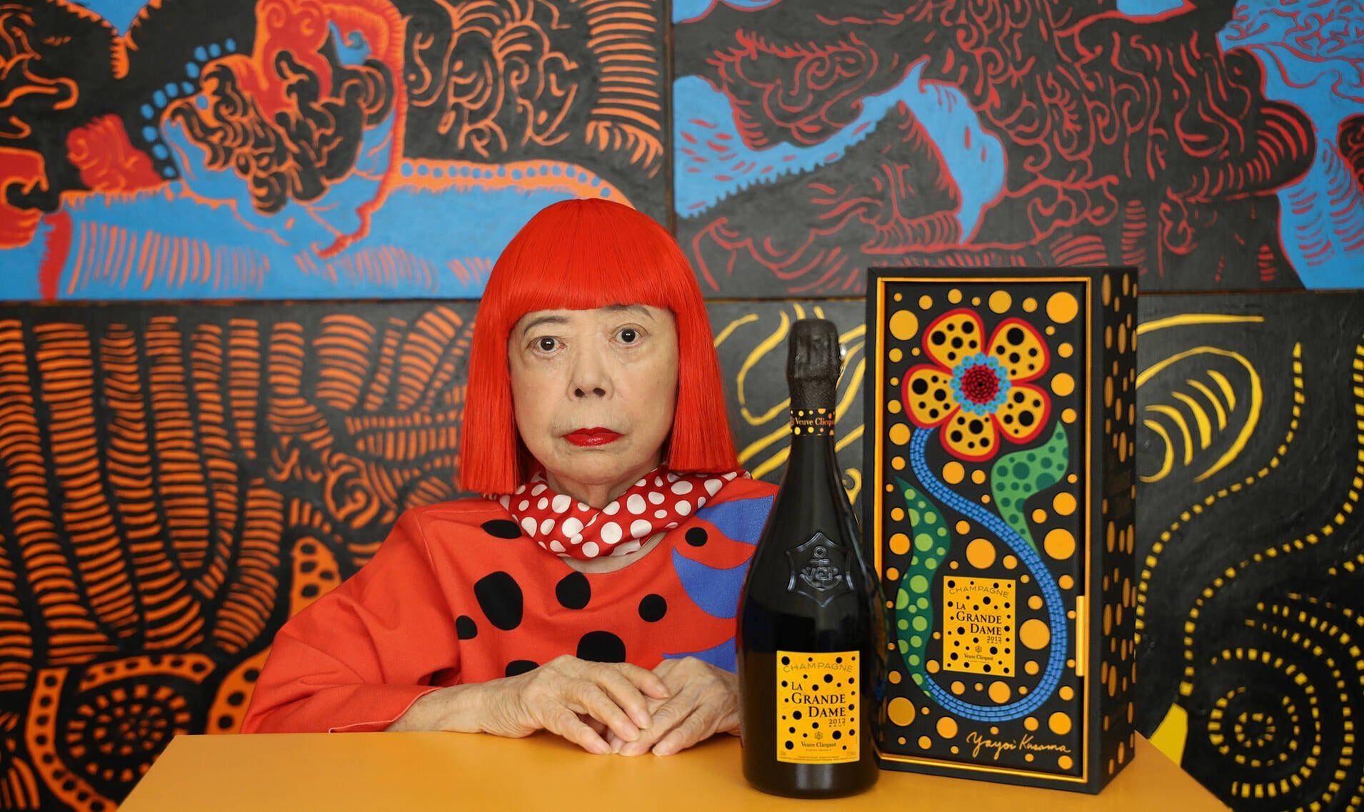 Яёи Кусама создала уникальную этикетку для Veuve Clicquot