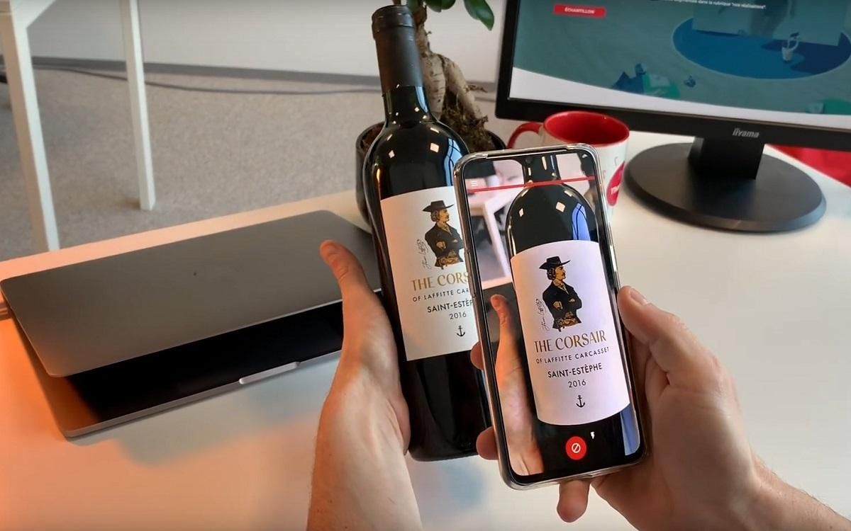 Вперше в Бордо: вино з доповненою реальністю на етикетці Вперше в Бордо: вино з доповненою реальністю на етикетці