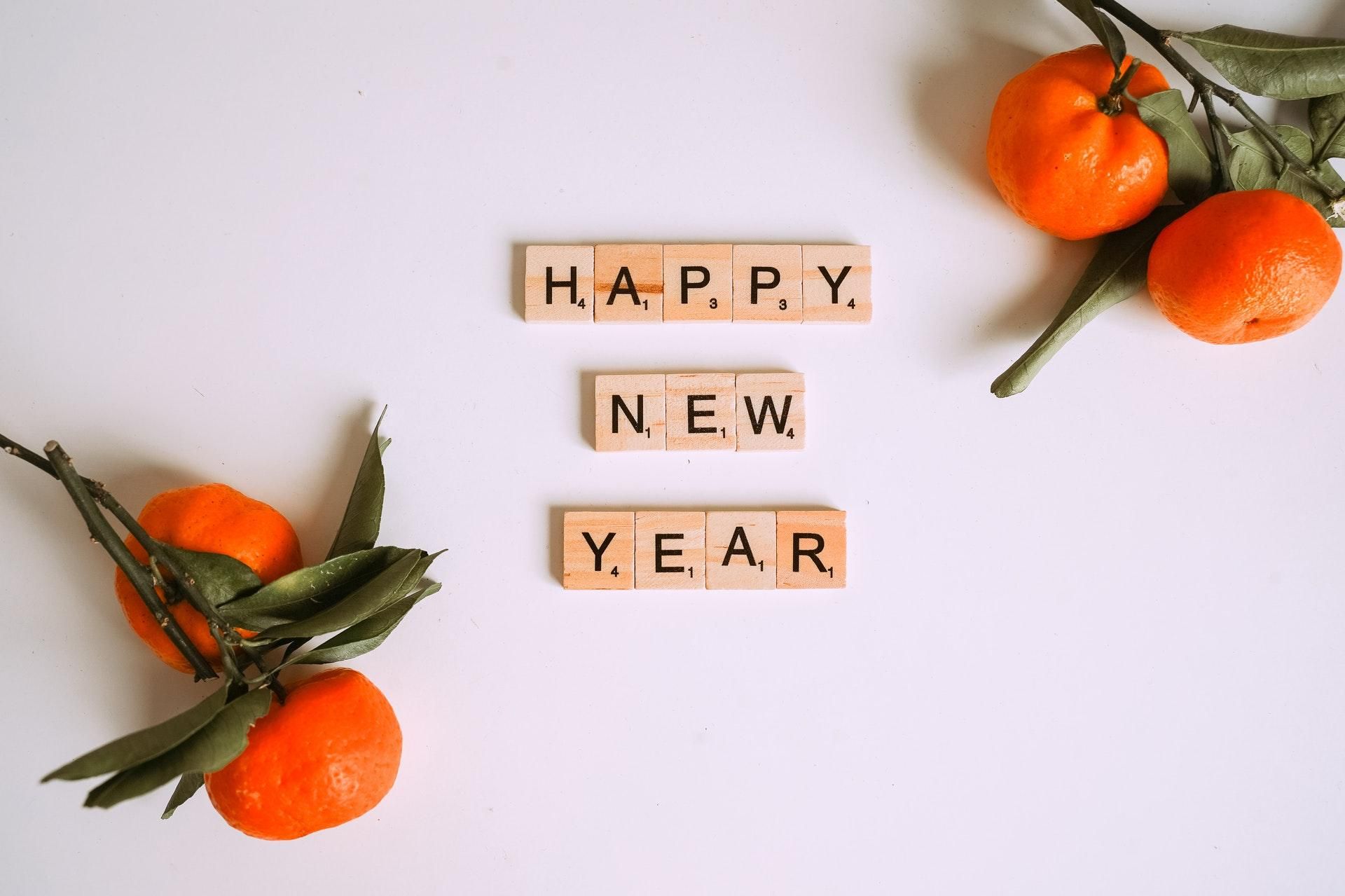 Как красиво поздравить с Новым годом: 25 вариантов поздравлений от редакторки Юлии Мороз