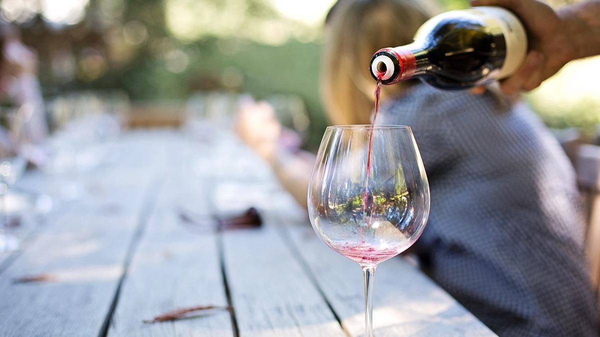 Что лучше для здоровья: отказ от алкоголя на месяц или умеренное потребление – мнение экспертов