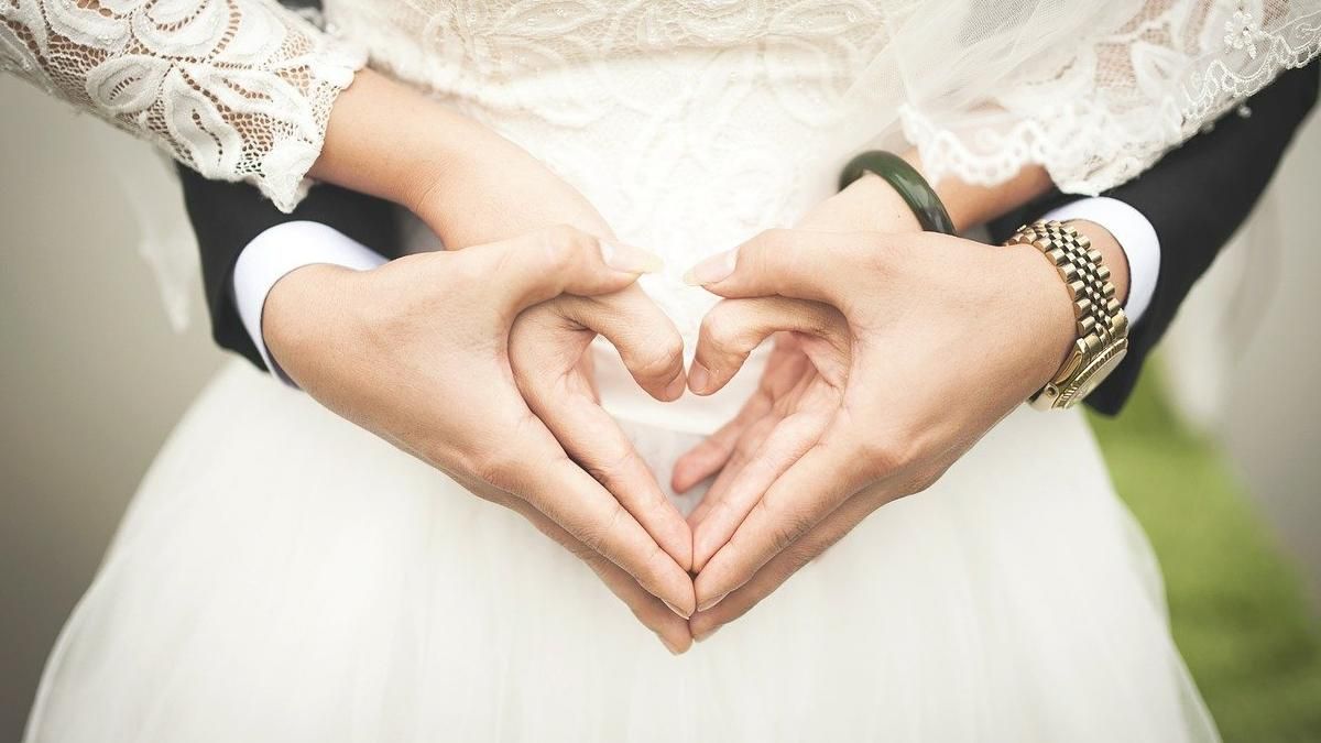 Кожаная, золотая, бумажная: почему свадьбы так странно называют – часть 1 Кожаная, золотая, бумажная: почему свадьбы так странно называют – часть 1