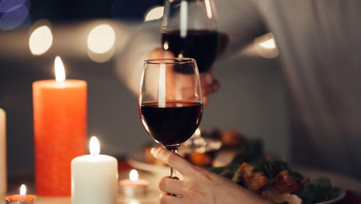 День Валентина: 5 идей для романтического свидания с вином