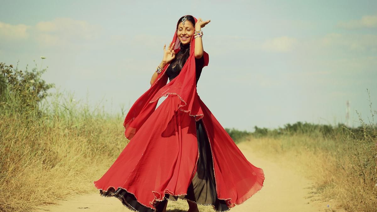 Наречена обиратиме чоловіка через лотерею: дивна історія кохання з Індії Наречена обиратиме чоловіка через лотерею: дивна історія кохання з Індії