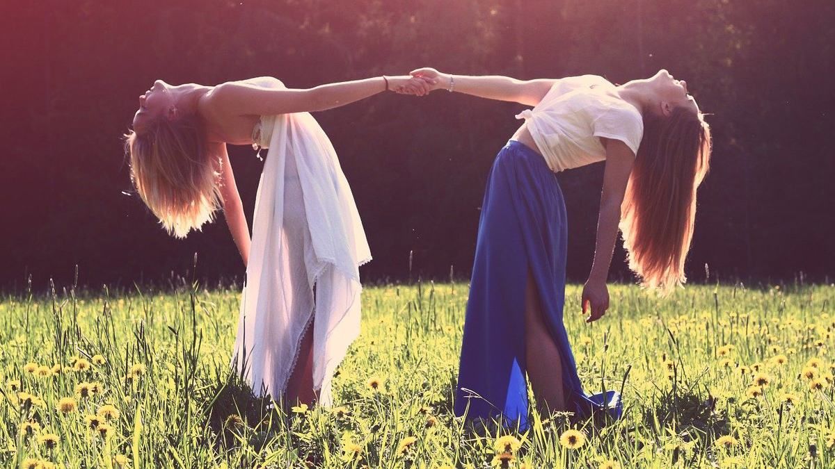 5 міфів про справжню дружбу, з якими варто попрощатися