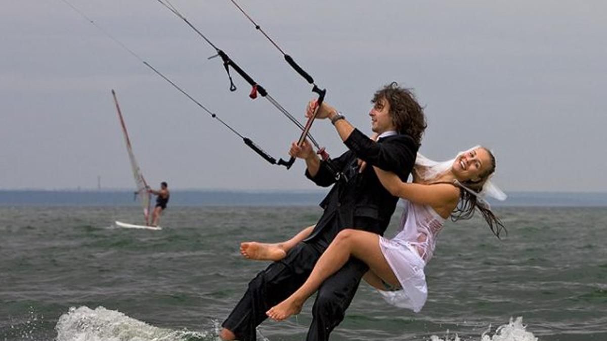 15 фотографій, які доводять, що весілля – це завжди дуже весело 15 фотографій, які доводять, що весілля – це завжди дуже весело