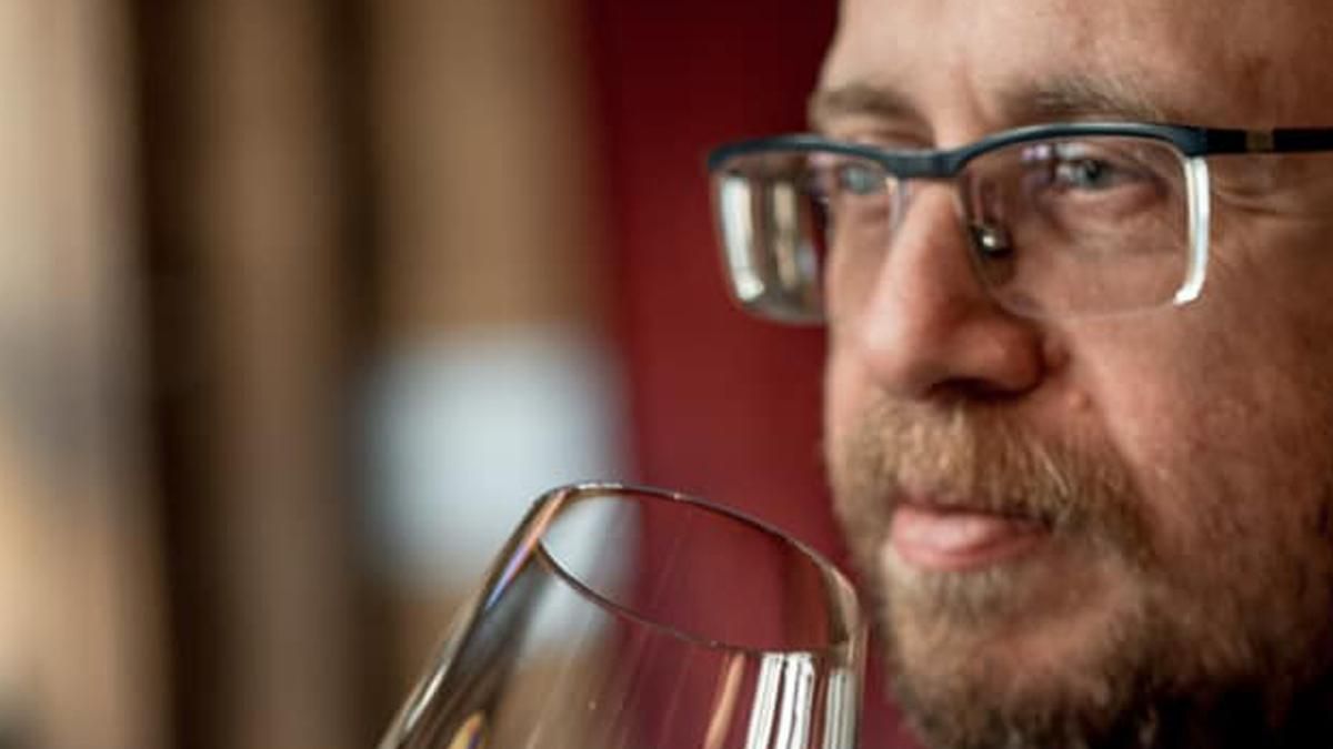 Цена вина: от чего она зависит? Ответы эксперта Цена вина: от чего она зависит? Ответы эксперта