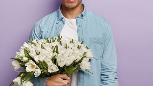 Букет мужу или начальнику: можно ли дарить цветы мужчинам
