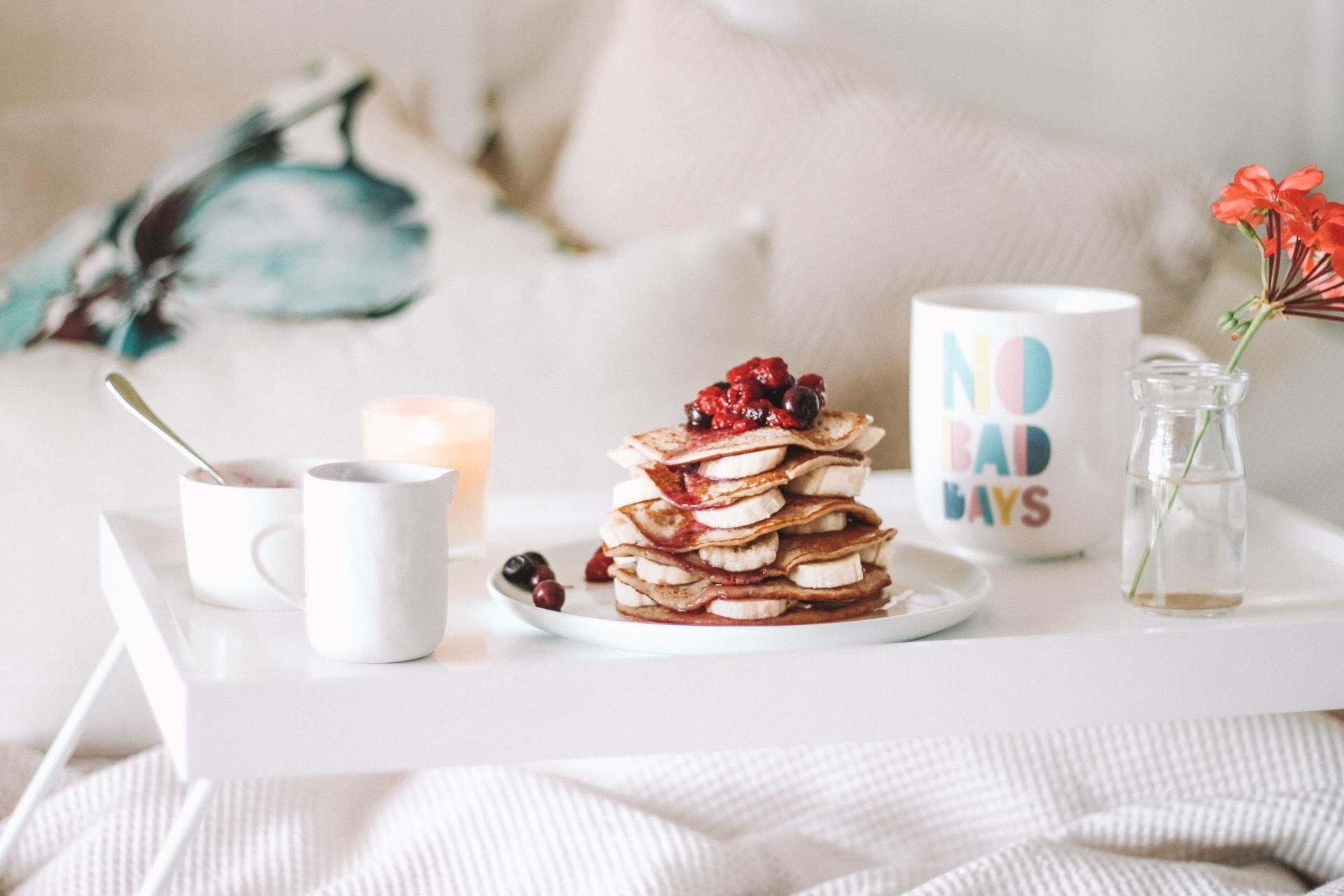 7 секретів ідеального сніданку у ліжко
