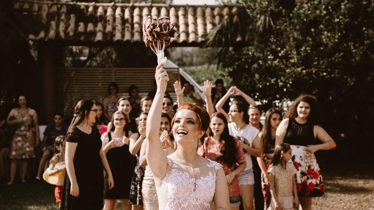 Бывает же такое: 15 странных свадебных фото, которые вас удивят Бывает же такое: 15 странных свадебных фото, которые вас удивят