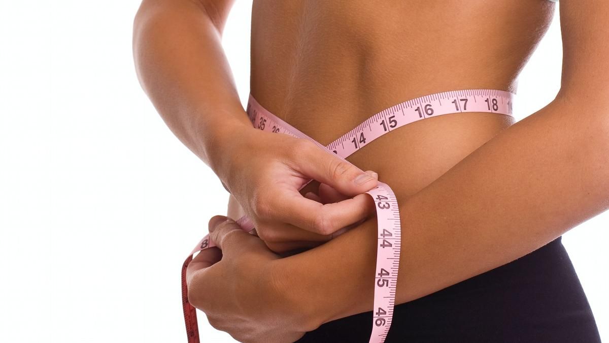 Девушка переживала из-за своей фигуры: во всем виновато зеркало Девушка переживала из-за своей фигуры: во всем виновато зеркало