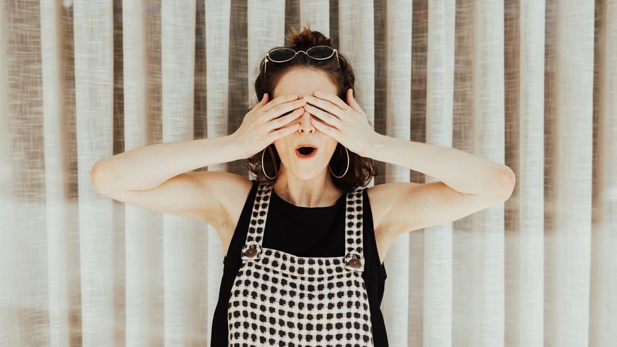 Девушка нанесла автозагар и пожалела: она не узнала себя утром Девушка нанесла автозагар и пожалела: она не узнала себя утром