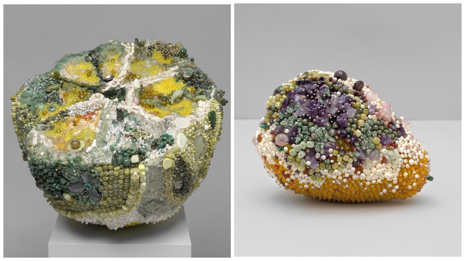 Запліснявілі фруктові скульптури із дорогоцінних каменів Запліснявілі фруктові скульптури із дорогоцінних каменів