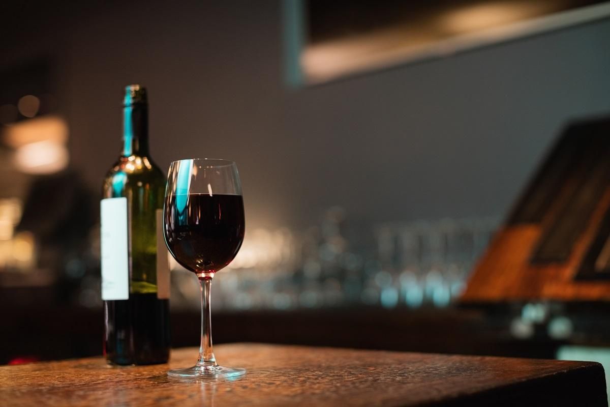 Скільки може зберігатись відкрита пляшка вина