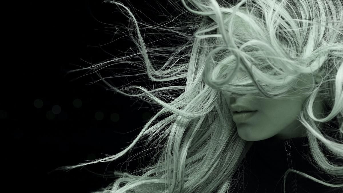 Девушка шокирует людей своими нестандартными глазами: как они выглядят Девушка шокирует людей своими нестандартными глазами: как они выглядят