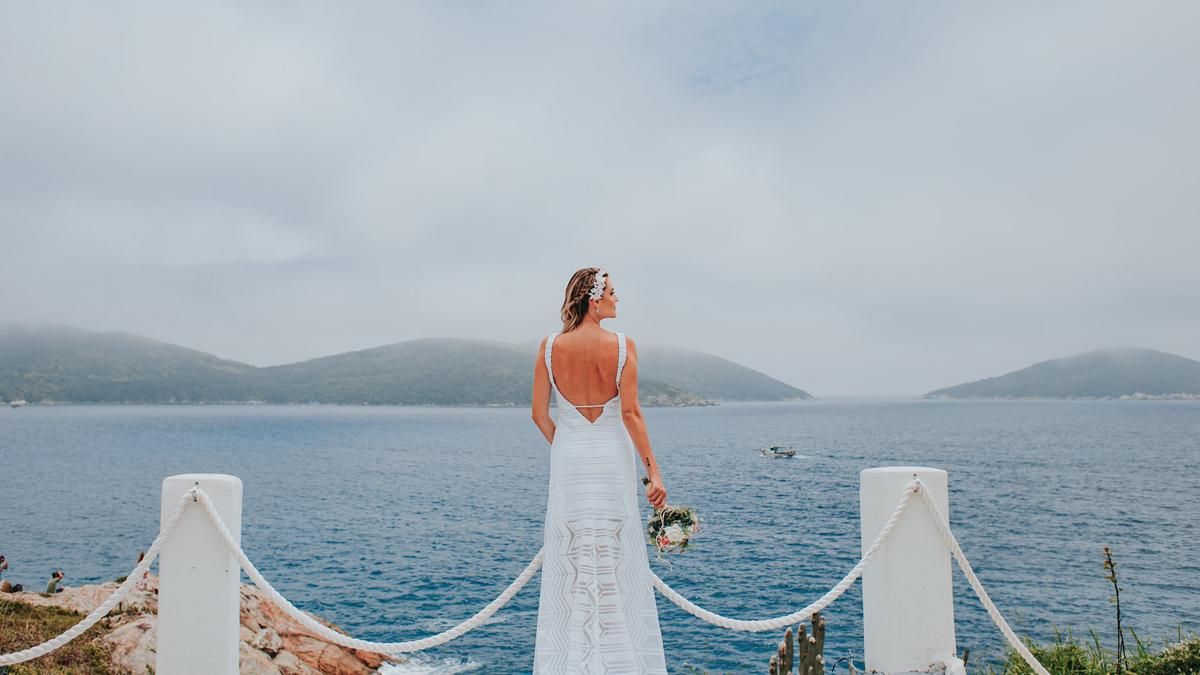 Невеста запретила гостям говорить с ней на свадьбе: какая причина Невеста запретила гостям говорить с ней на свадьбе: какая причина