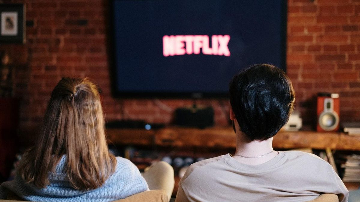  Мужчина узнал об измене жены через аккаунт на Netflix