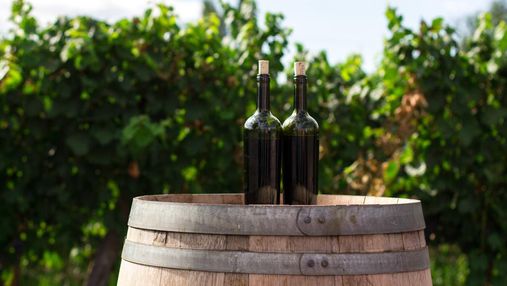 Мінеральне та хрустке: чому сомельє так незвично описують вино