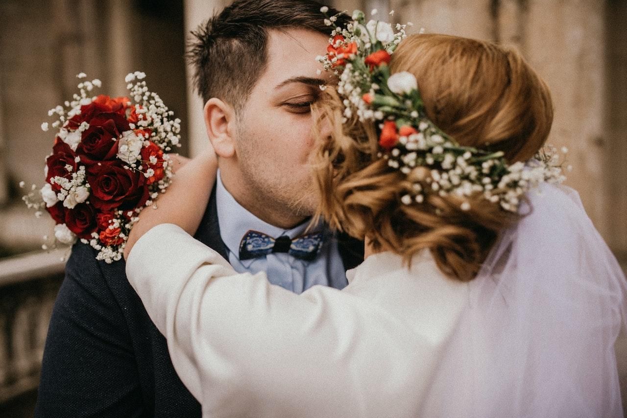 Пара 6 лет не могла получить свои свадебные фото: как поплатился фотограф - Life