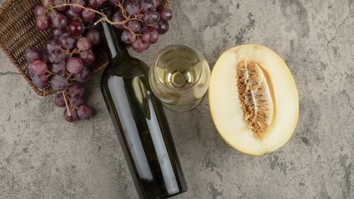 Солодка й запашна: звідки у вині береться аромат дині –  відповідь сомельє