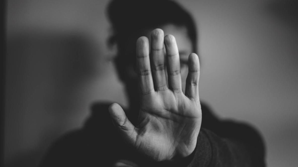 Женщина эффектно уволилась с работы в супермаркете: забавное видео Женщина эффектно уволилась с работы в супермаркете: забавное видео