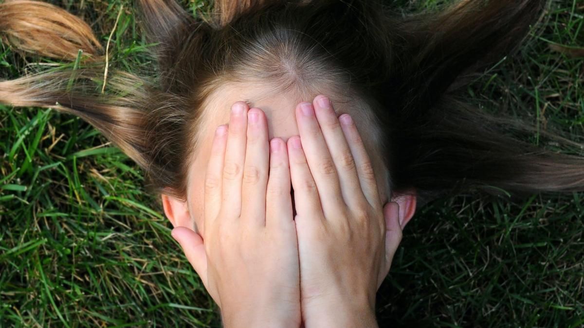 Дівчата запросили незнайомців до себе додому: це була жахлива помилка Дівчата запросили незнайомців до себе додому: це була жахлива помилка