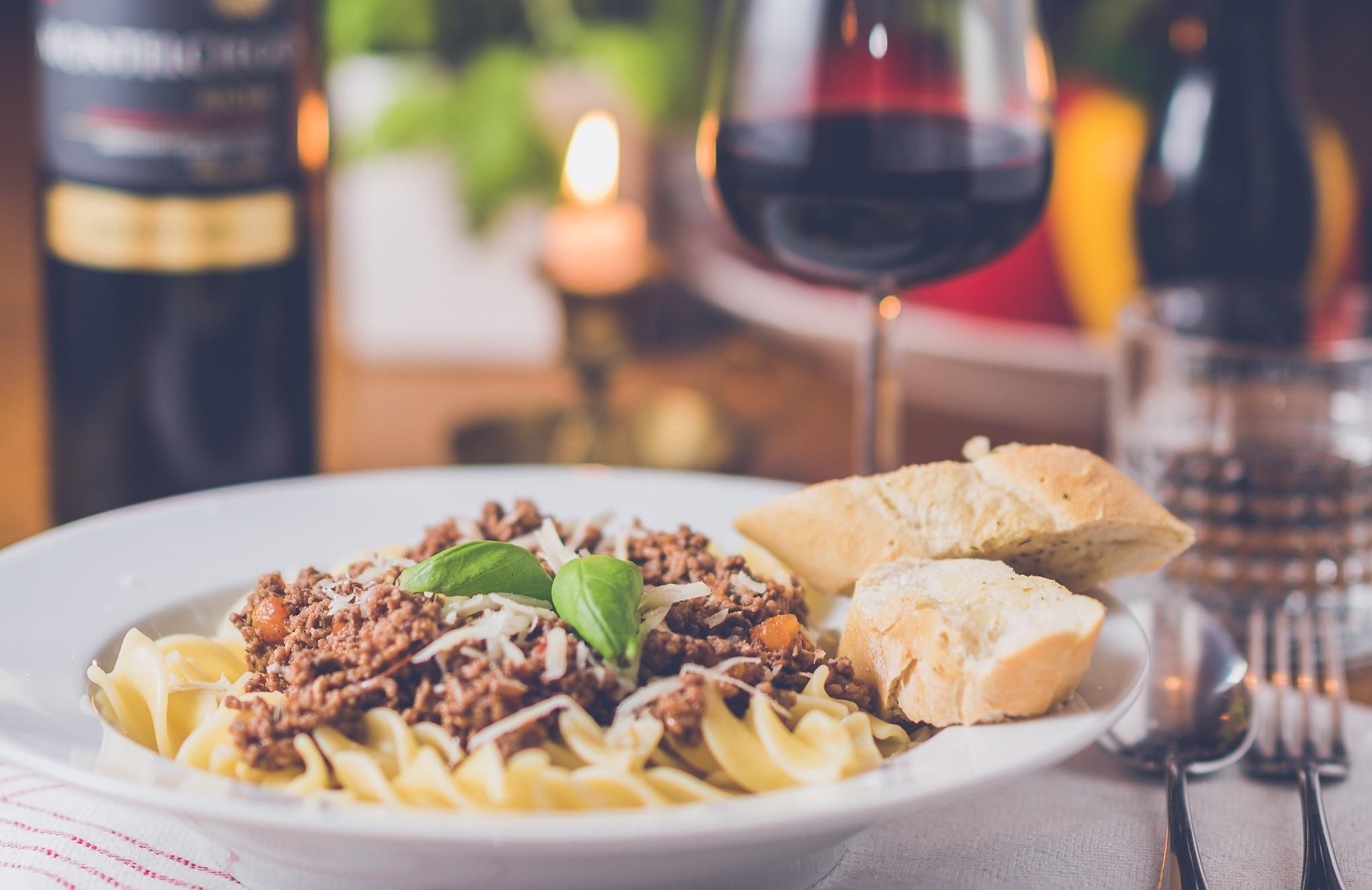 Бездоганна італійська вечеря: як найкраще поєднати пасту та вино - Life