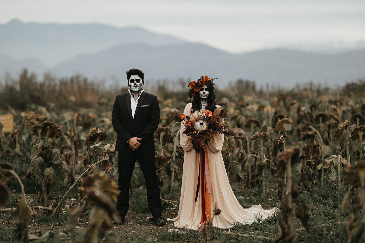 Жутко и прекрасно одновременно: 15 невероятных свадеб в стиле Хэллоуина - Life Жутко и прекрасно одновременно: 15 невероятных свадеб в стиле Хэллоуина - Life