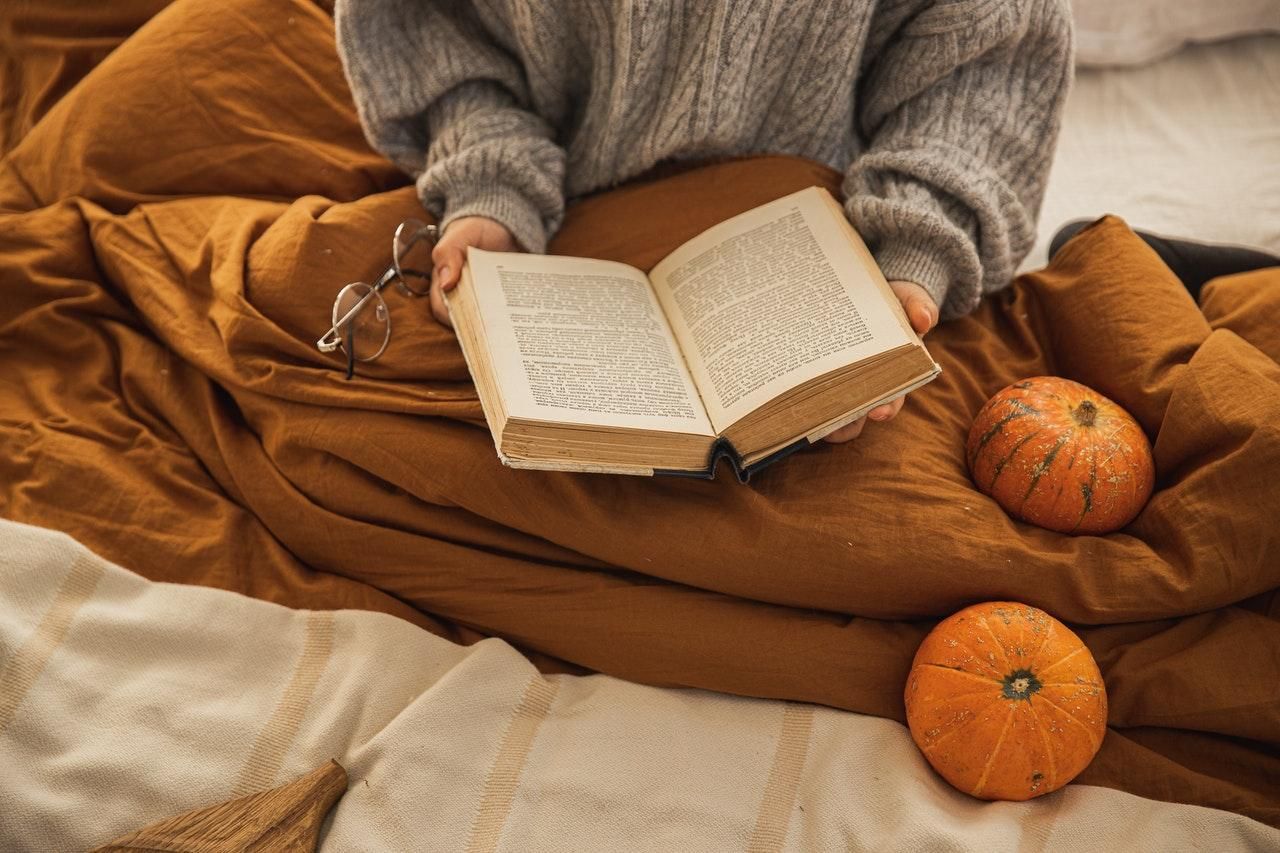 Ужас, как интересно: 5 атмосферных книг, которые стоит прочесть на Хэллоуин - Life