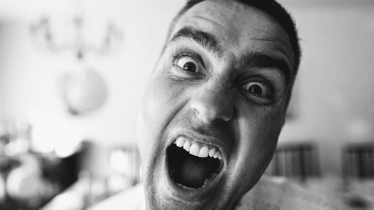 Юнак публічно присоромив своїх батьків: наслідки були болючими - Life Юнак публічно присоромив своїх батьків: наслідки були болючими - Life