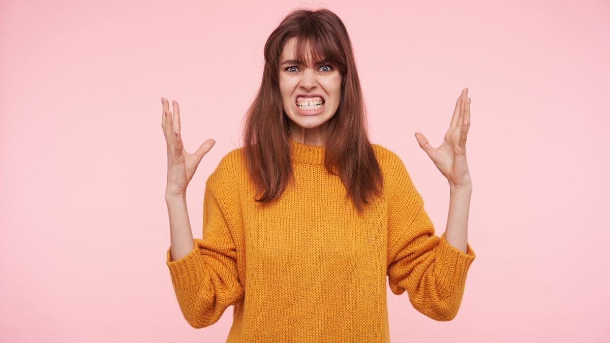 Муж жестко обидел жену перед всей семьей: тысячи людей его поддержали Муж жестко обидел жену перед всей семьей: тысячи людей его поддержали