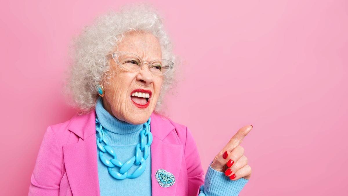 Мама хоче заборонити свекрусі бачитися з внучкою: все через нюанс з волоссям - Life Мама хоче заборонити свекрусі бачитися з внучкою: все через нюанс з волоссям - Life