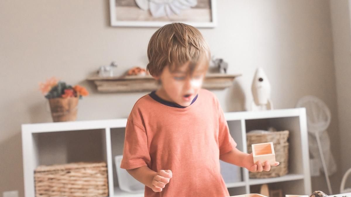 3-річний хлопчик викликав поліцію до своєї мами: він врятував їй життя - Life 3-річний хлопчик викликав поліцію до своєї мами: він врятував їй життя - Life