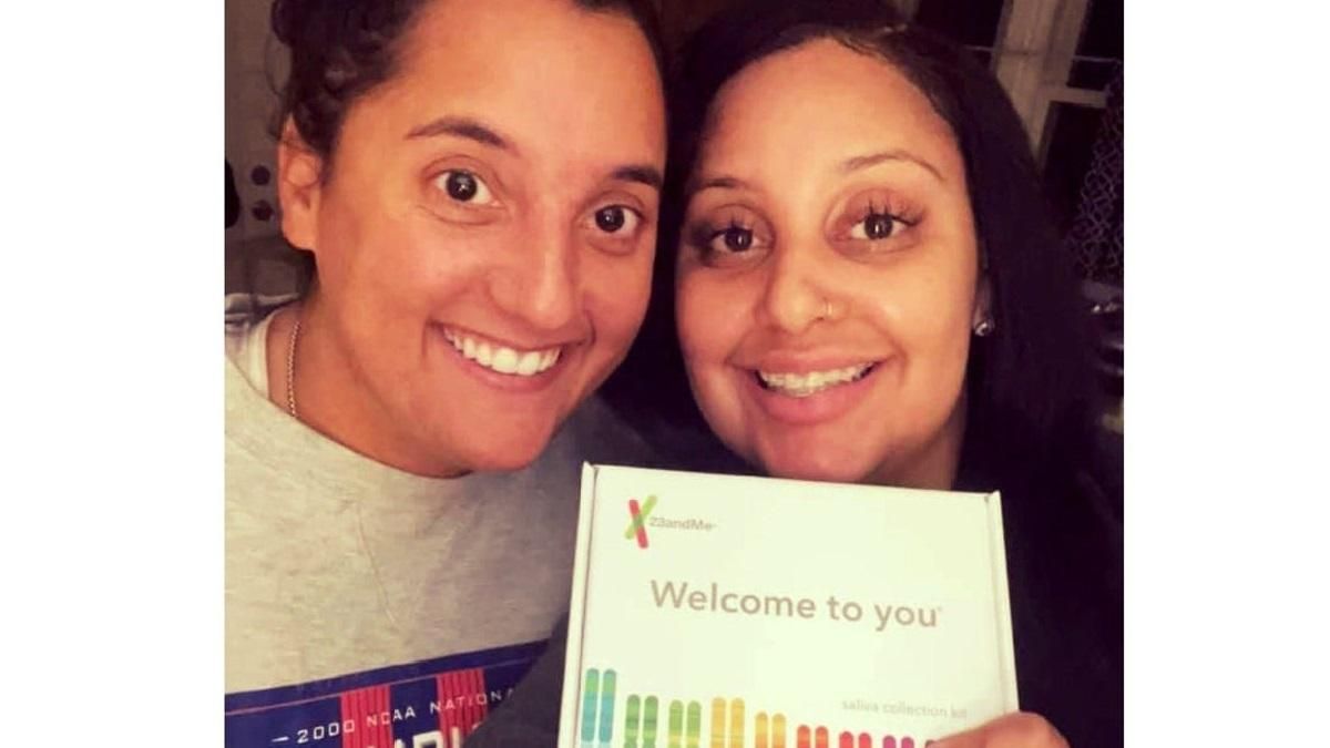 Женщины дружили 8 лет, а потом выяснилось, что они сестры: удивительная история - Life Женщины дружили 8 лет, а потом выяснилось, что они сестры: удивительная история - Life