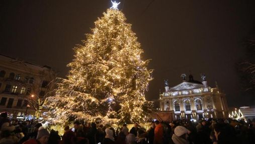 Львів готується до Різдвяних свят: коли у місті встановлять ялинку та ковзанку