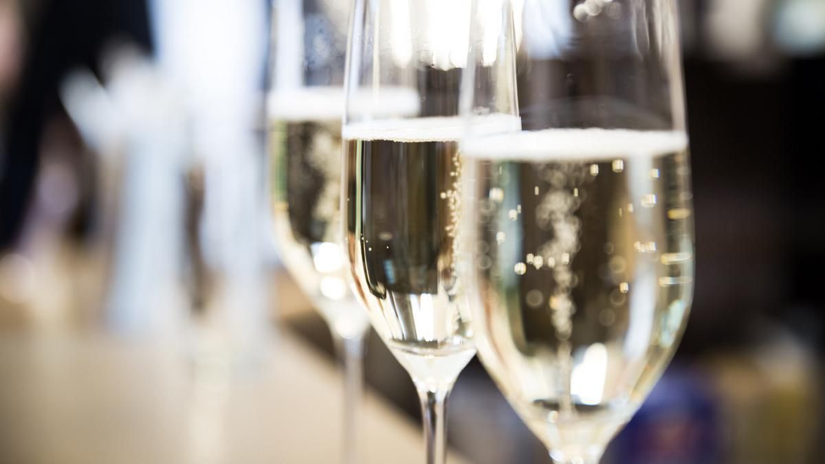 Візитна картка: ігристе SHABO Grand Reserve екстра брют біле - Life Візитна картка: ігристе SHABO Grand Reserve екстра брют біле - Life