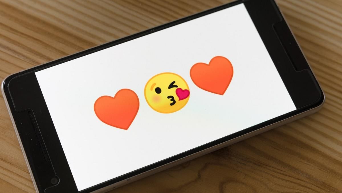 10 дивних питань, які жінки отримували у додатках для знайомств - Life 10 дивних питань, які жінки отримували у додатках для знайомств - Life