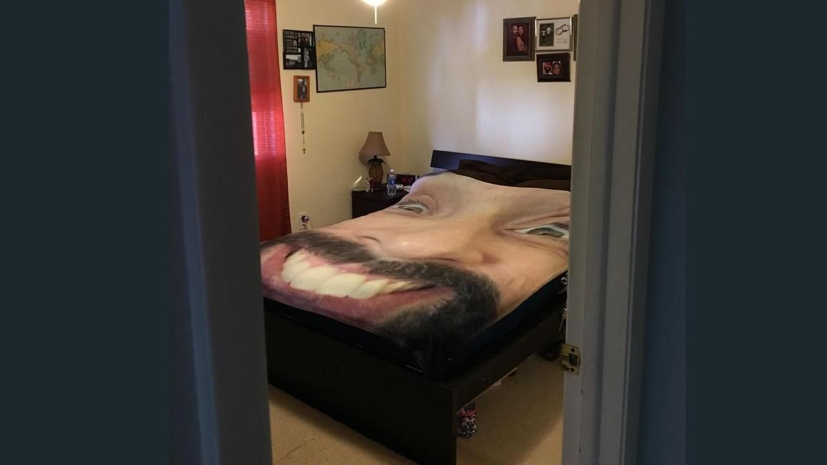 Порадовали родных: 10 крутых подарков, над которыми хохотала вся семья Порадовали родных: 10 крутых подарков, над которыми хохотала вся семья