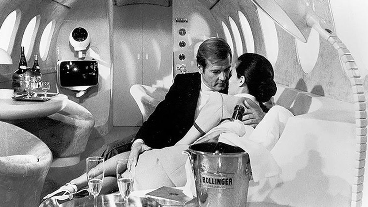 Джеймс Бонд и вино: что предпочитает "агент 007" - Life Джеймс Бонд и вино: что предпочитает "агент 007" - Life