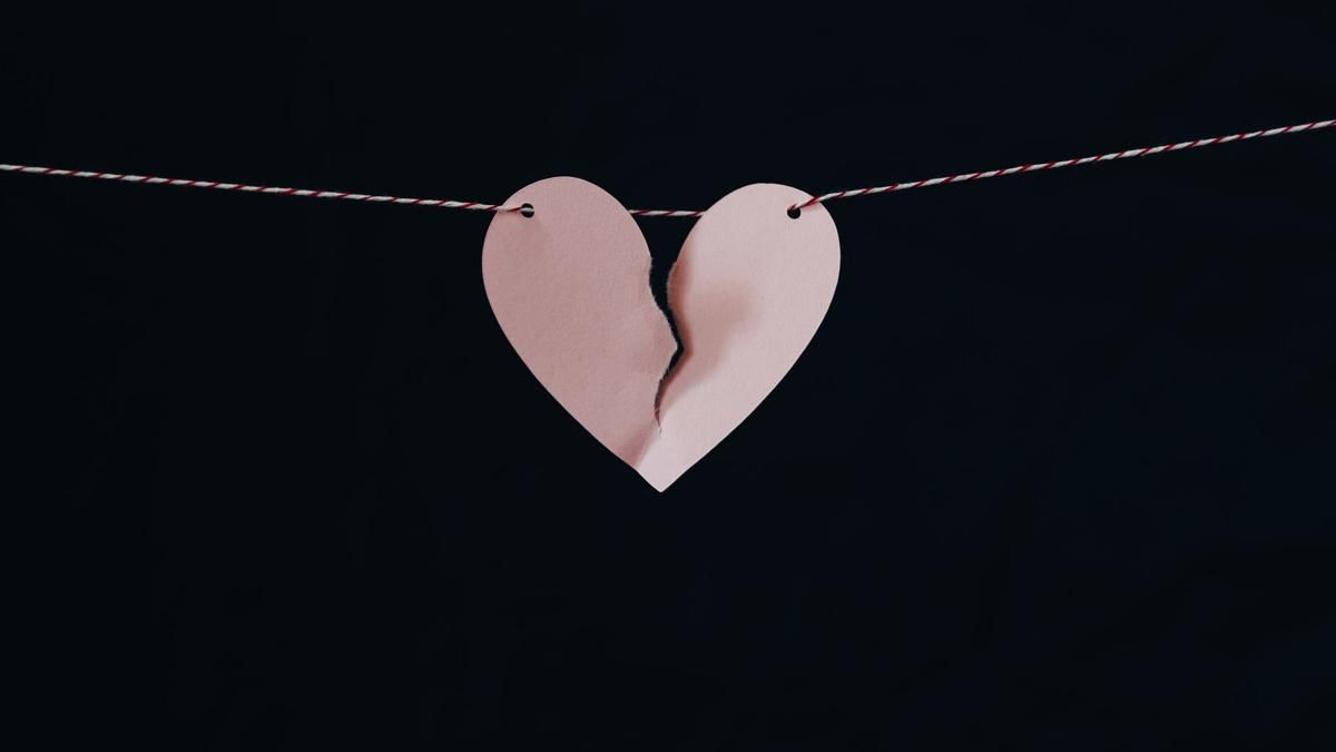 Дивний вчинок: чоловік розлучився з дружиною прямо під час весілля - Life Дивний вчинок: чоловік розлучився з дружиною прямо під час весілля - Life