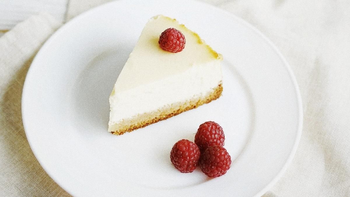 Нежность зашкаливает: раскрываем секретный рецепт невероятного карамельного чизкейка - Life Нежность зашкаливает: раскрываем секретный рецепт невероятного карамельного чизкейка - Life