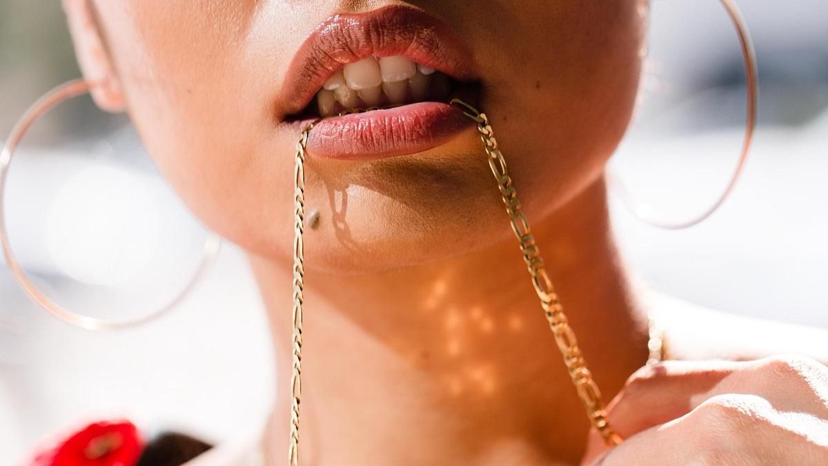 Ювелирная месть: девушка заказала странное украшение - Life Ювелирная месть: девушка заказала странное украшение - Life