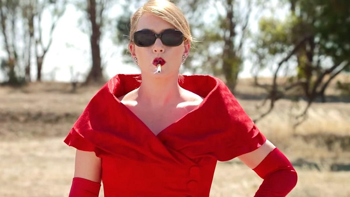 Вишукана сексуальність: найкращі образи фільму "Помста от-кутюр" - Life Вишукана сексуальність: найкращі образи фільму "Помста от-кутюр" - Life