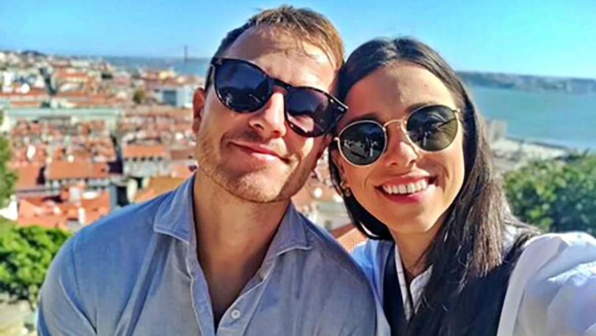 300 напрасных попыток: мужчина долго искал девушку на Tinder, но встретил ее в реальной жизни - Life 300 напрасных попыток: мужчина долго искал девушку на Tinder, но встретил ее в реальной жизни - Life