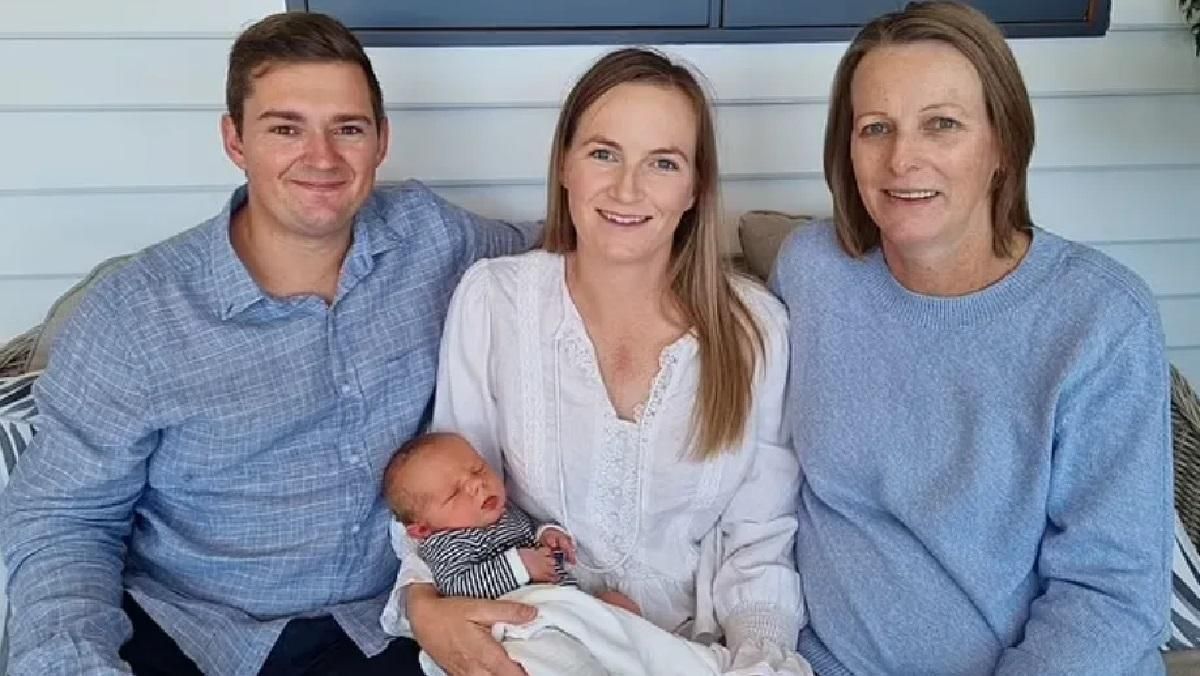 Поражающая история: женщина в 54 стала суррогатной матерью для своей дочери - Life Поражающая история: женщина в 54 стала суррогатной матерью для своей дочери - Life