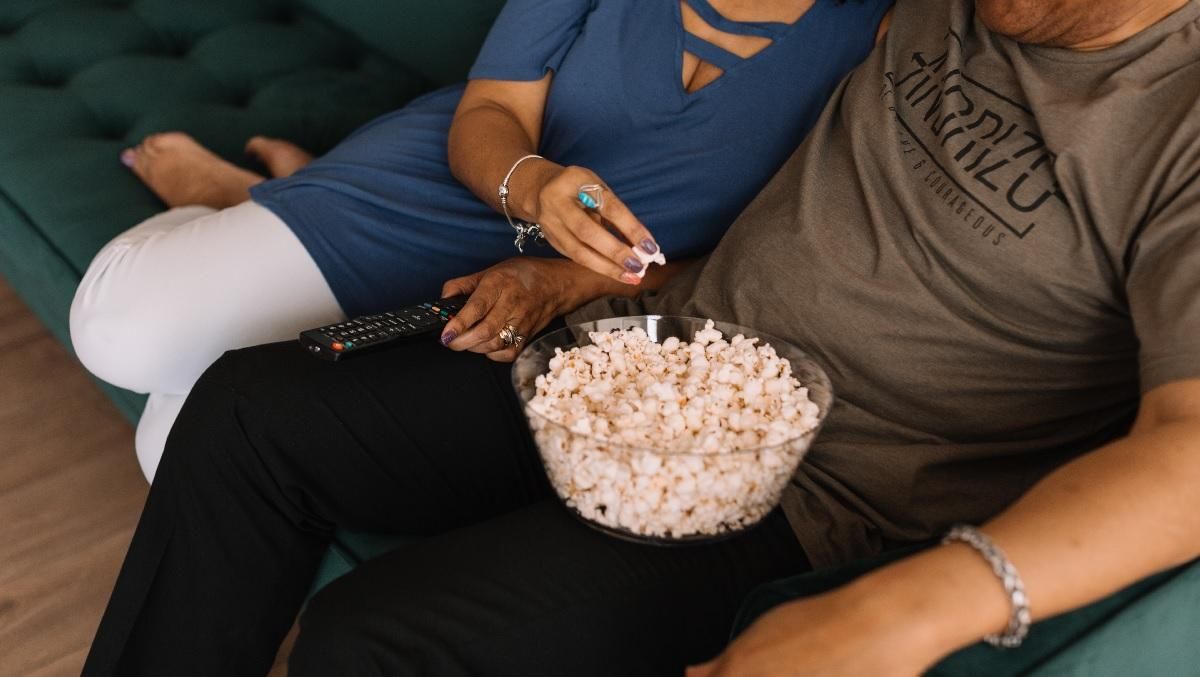 Що подивитись з коханою: 5 романтичних комедій, які зроблять ваші вихідні - Life Що подивитись з коханою: 5 романтичних комедій, які зроблять ваші вихідні - Life