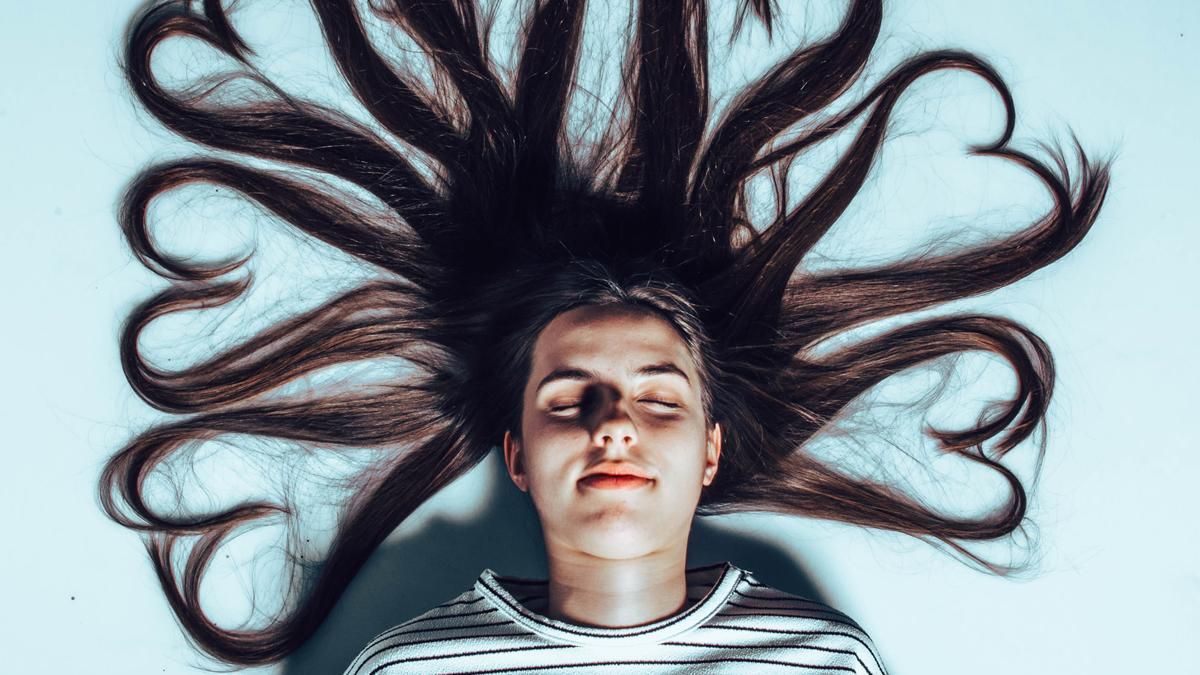 Девушки рискнули кардинально изменить прическу: результат удивил всех Девушки рискнули кардинально изменить прическу: результат удивил всех