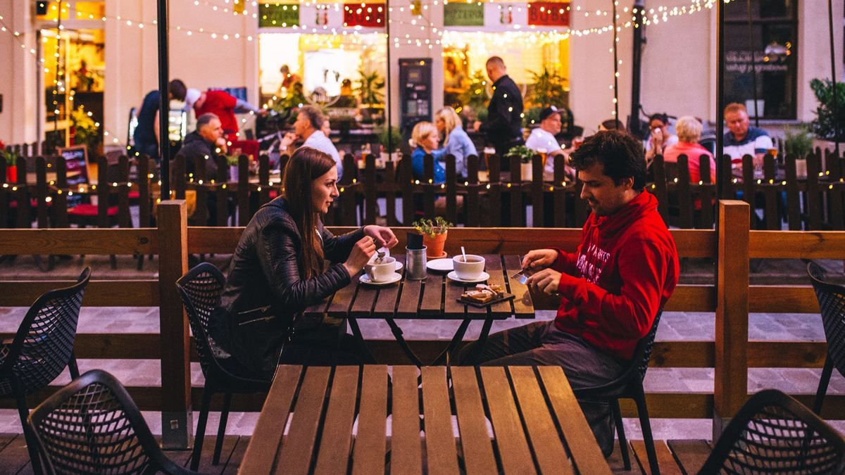 Неудачное свидание: девушка сбежала после странной "забавы" бойфренда Неудачное свидание: девушка сбежала после странной "забавы" бойфренда